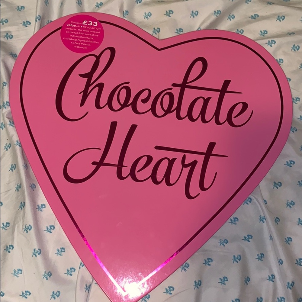 Makeup Revolution Chocolate Heart